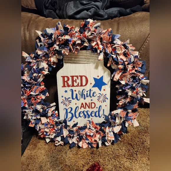 Handmade Wreath - Picture 7 of 7